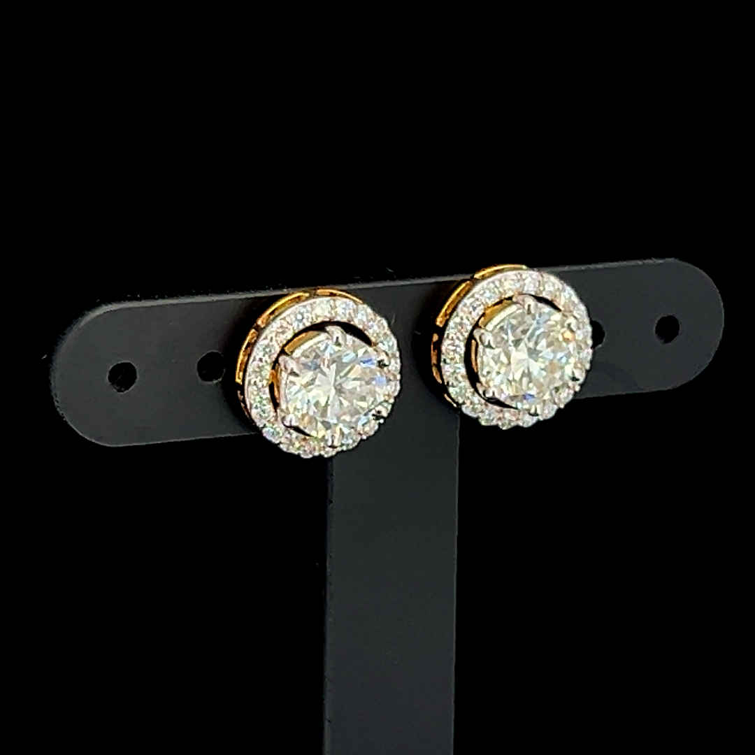 Round Halo Diamond Studs