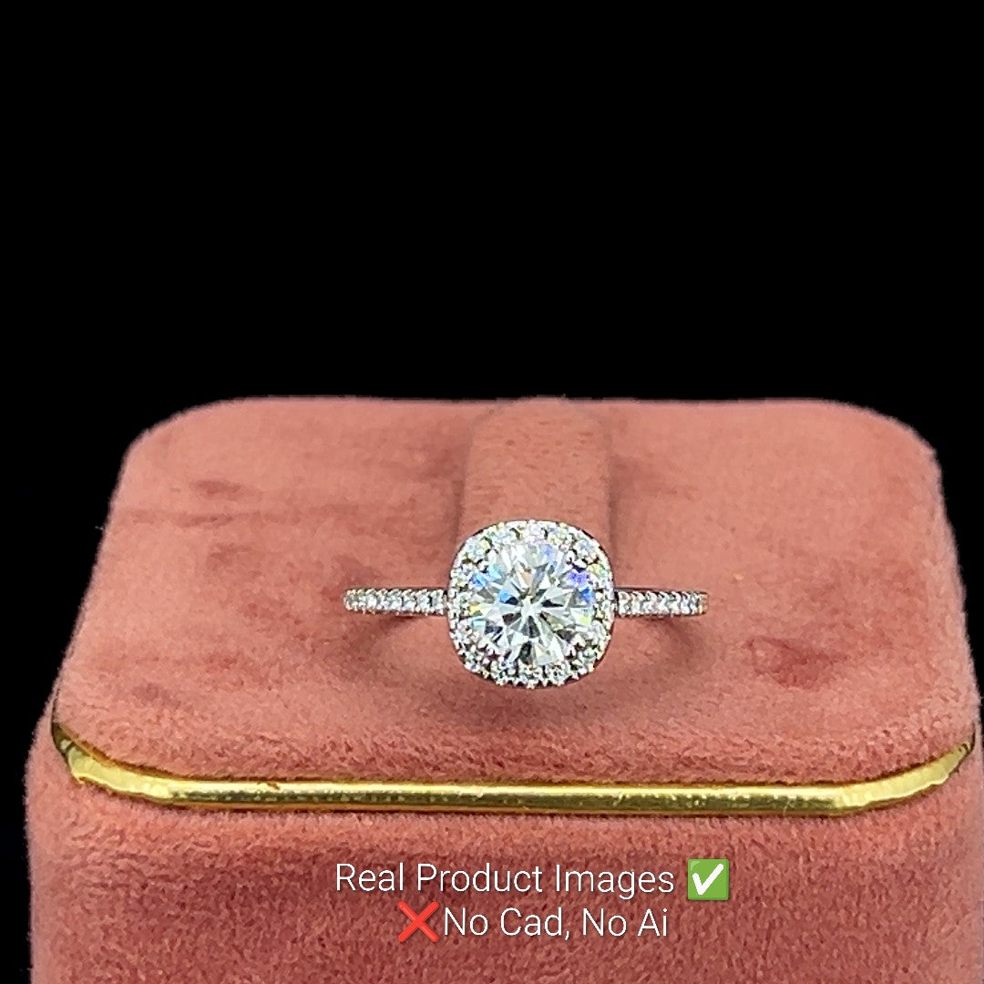 Classic Halo Diamond Ring 💎