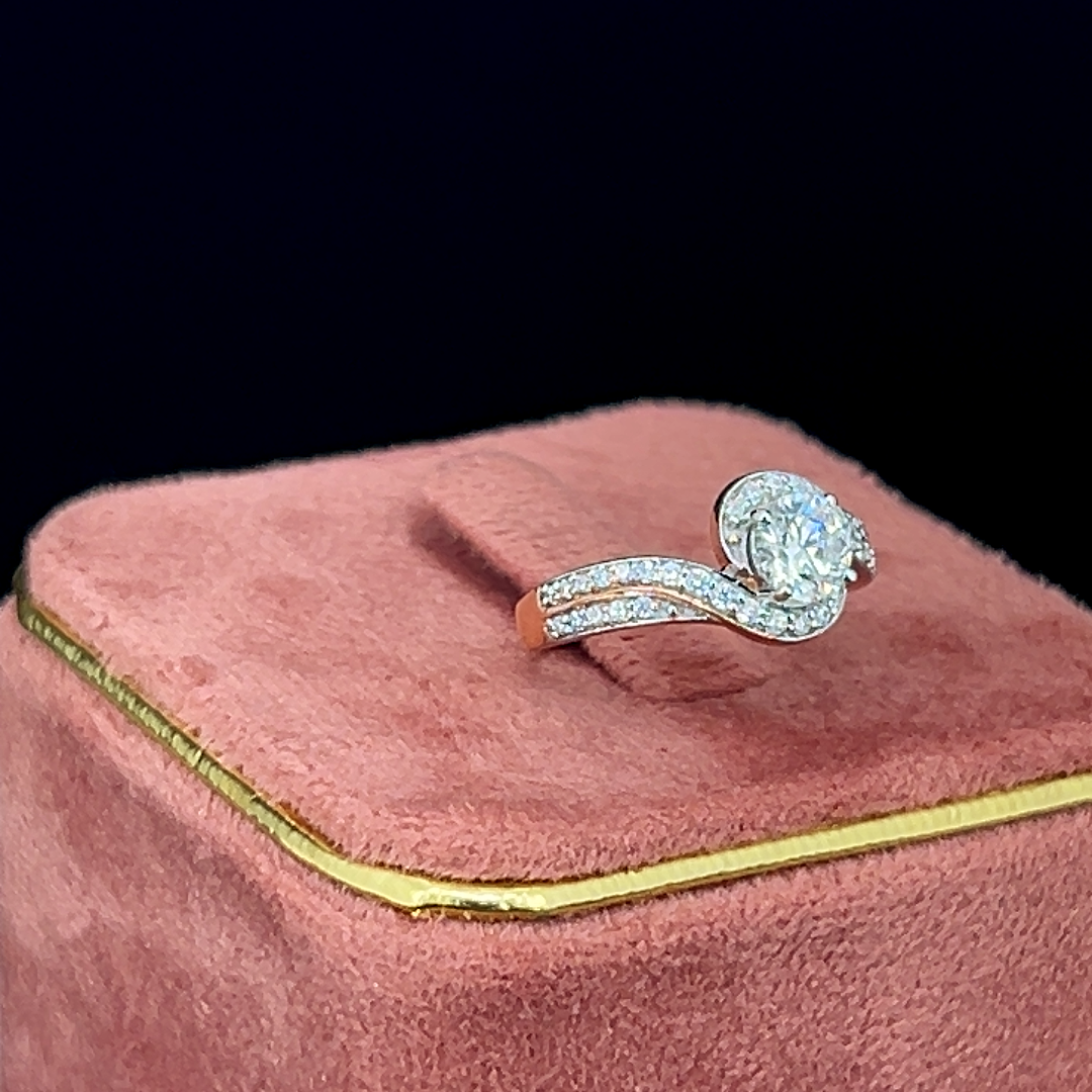 Grace Wave Diamond Ring 💎
