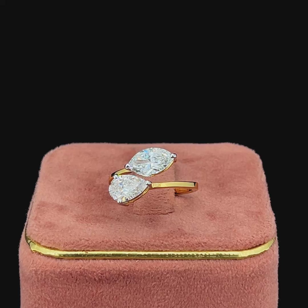 Twin Pear Diamond Ring 💎