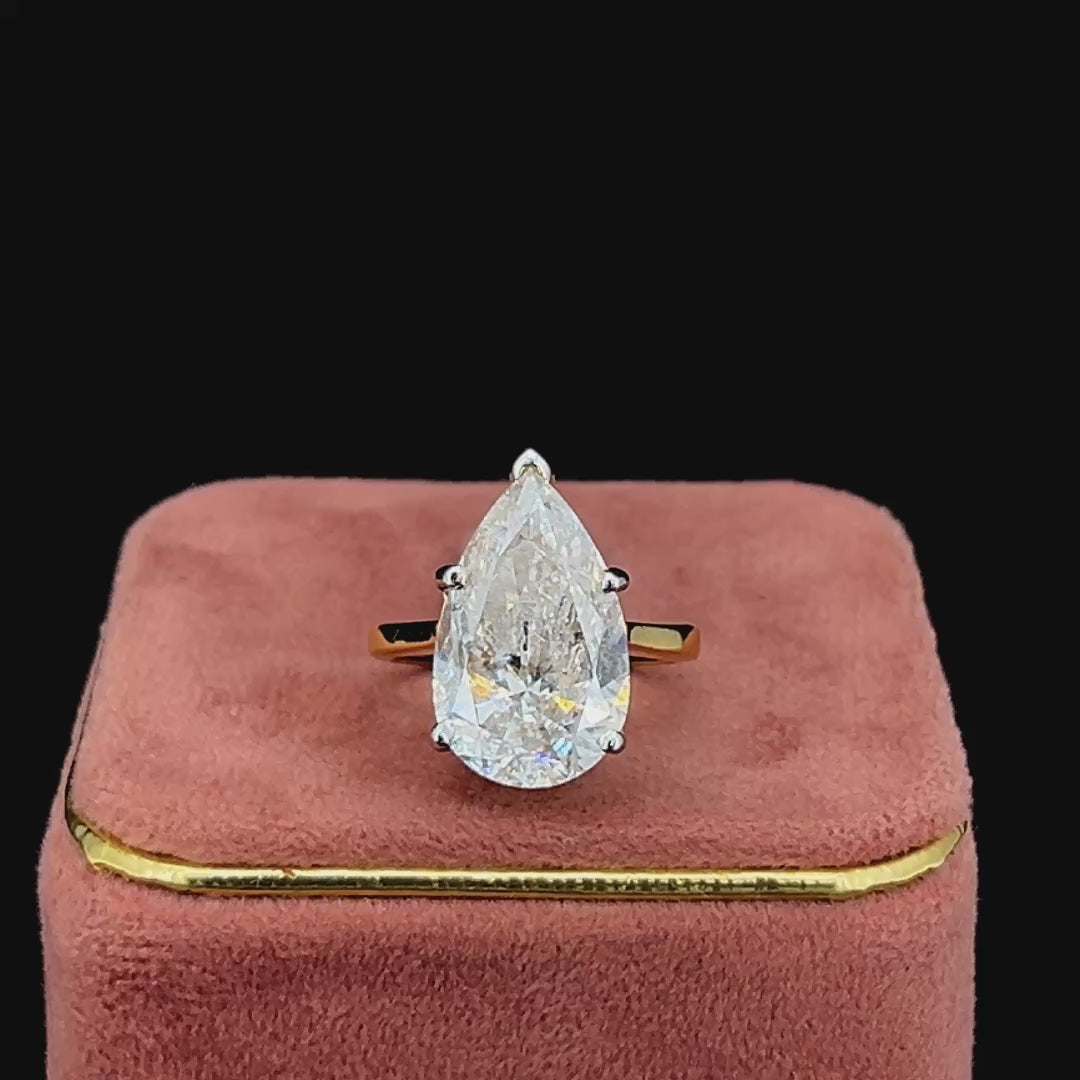 Pear Solitaire Diamond Ring 💎